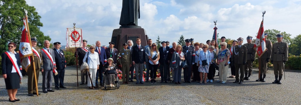 Pielgrzymka kombatantów Armii Krajowej na Jasną Górę fot.1